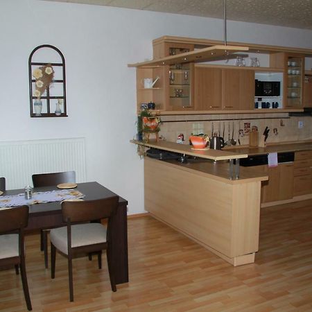 Apartman Brasov, Tyn Nad Vltavou Exterior photo